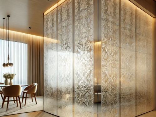 從美觀到實用：壓花玻璃的特色、優缺點與應用指南